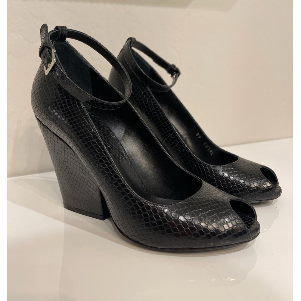 Michael Kors Collection Peep Toe Heels